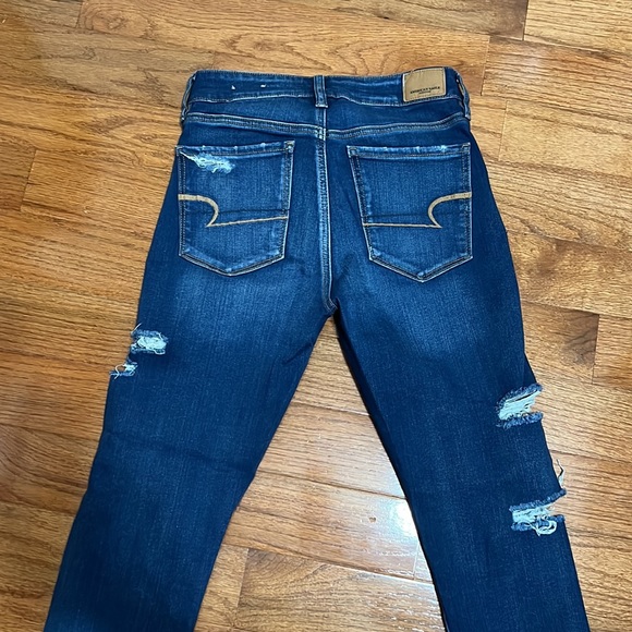 American Eagle Hi-RiseJegging Super Stretch X Size 6 Ripped - Picture 9 of 10
